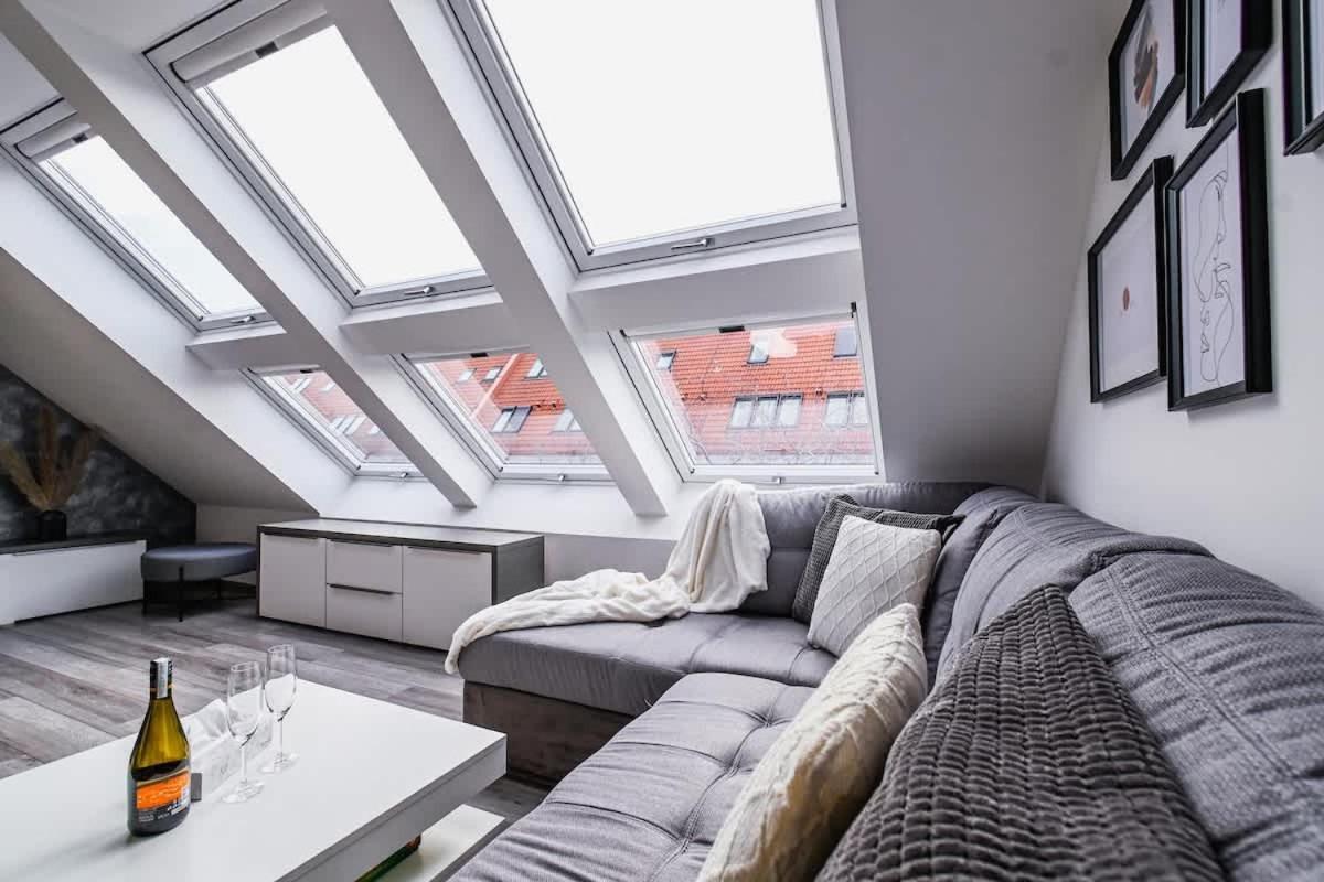 Luxury Apartment In The City Center Bratislava Exterior foto